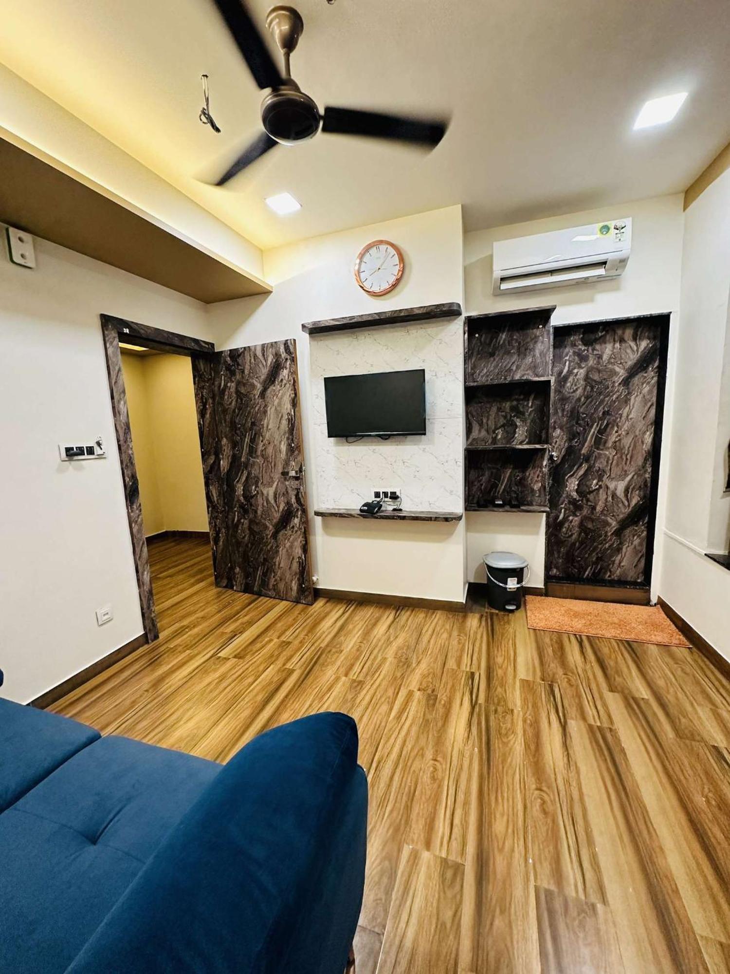 Hotel E Classico Bhavnagar Exterior photo